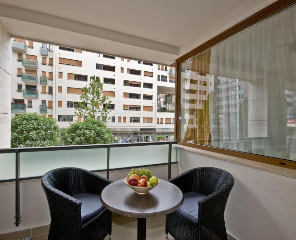 Corvin Lux Aparthotel Budapest Zimmer foto